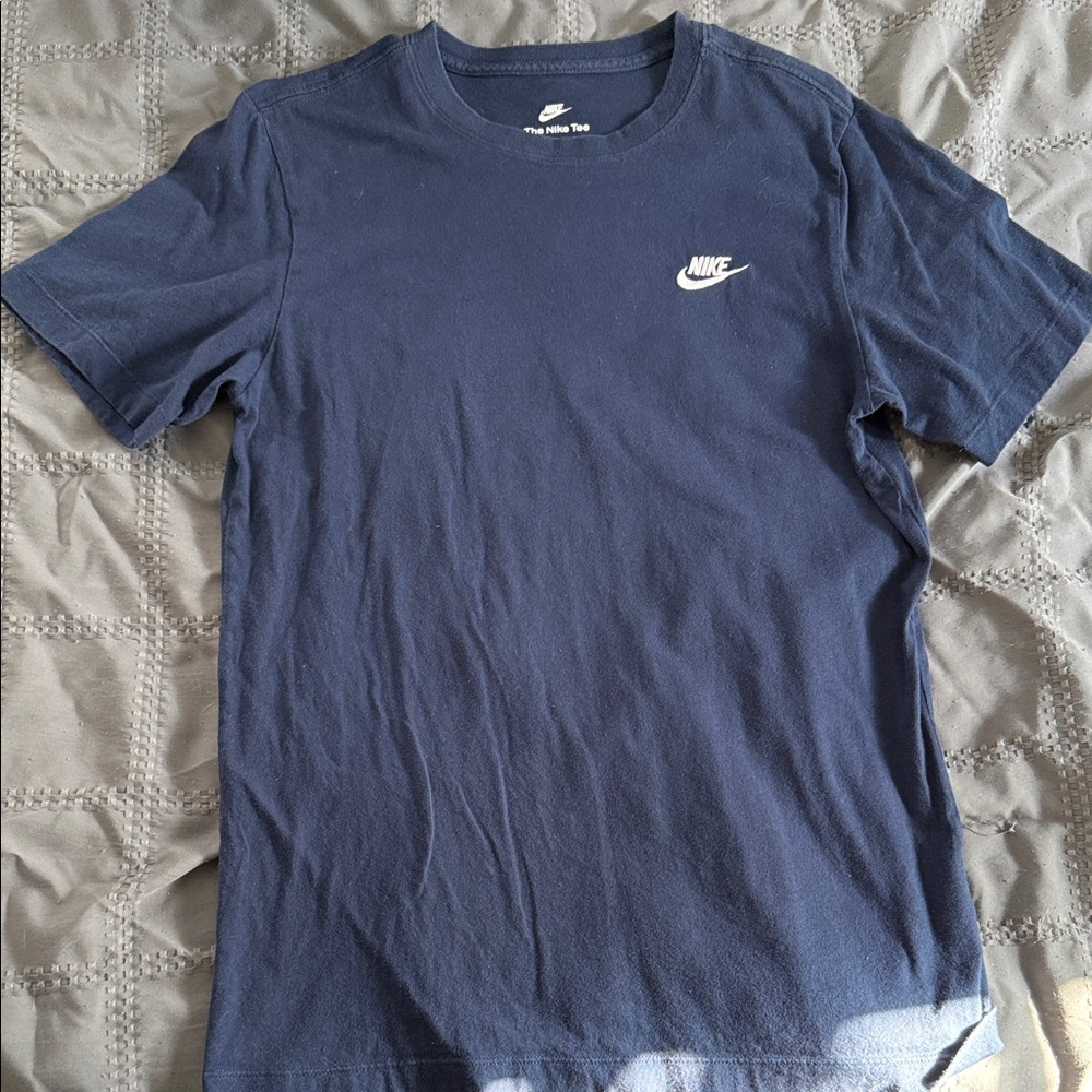 Nike Men's Classic Navy Tee